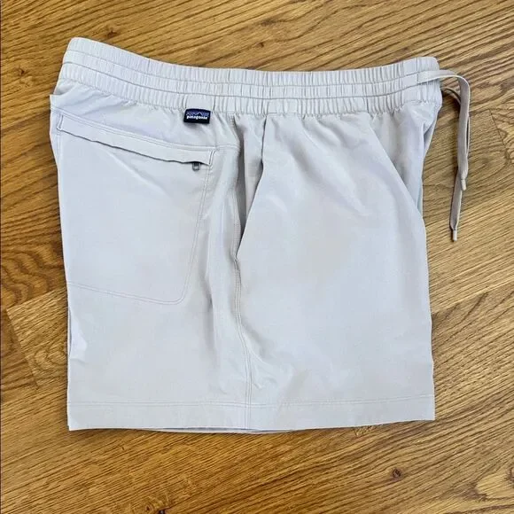 Patagonia Women’s Lightweight Drawstring Shorts – Size Small – light mauve - Picture 8 of 9